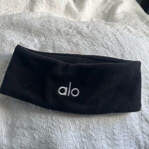 Alo Black Headband